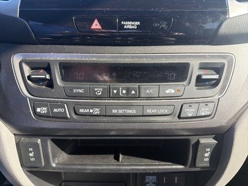 Used 2018 Honda Pilot EX-L image 19