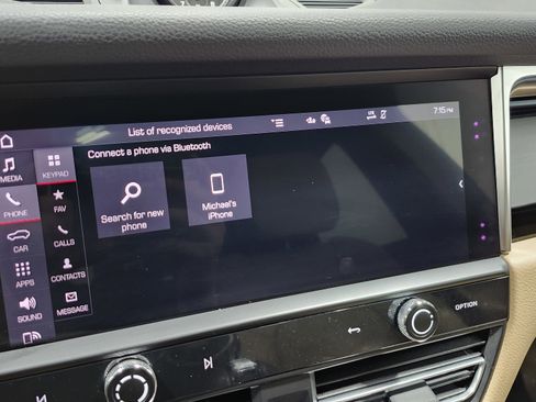 Used 2023 Porsche Macan S image 8