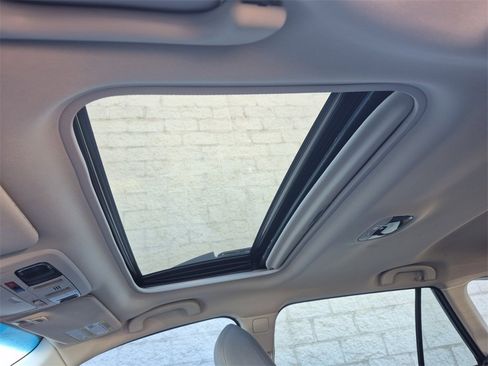 Used 2019 Subaru Outback 2.5i Limited w/ Popular Package #2 image 13