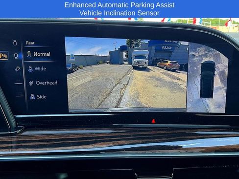 Used 2023 Cadillac Escalade ESV Premium Luxury AWD/4WD image 18