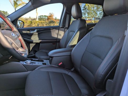 New 2026 Ford Escape ST-Line w/ Tech Pack #1 image 31