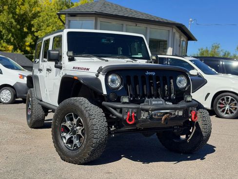 Used 2018 Jeep Wrangler Unlimited Rubicon image 1