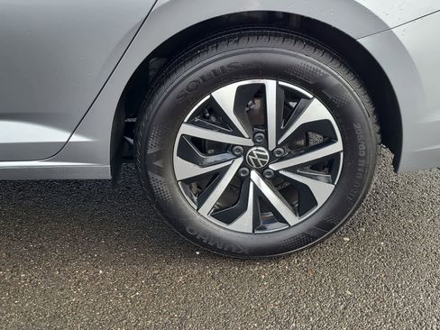 Used 2024 Volkswagen Jetta S image 16