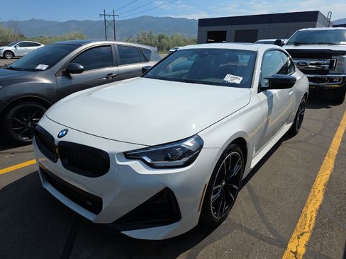 Used 2026 BMW M240i xDrive Coupe AWD/4WD image 4