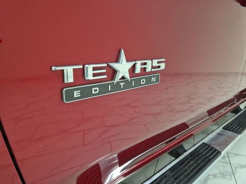 Used 2025 Chevrolet Silverado 3500 LTZ w/ LTZ Texas Edition image 33