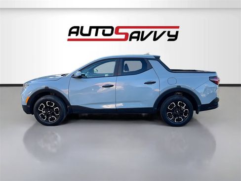 Used 2024 Hyundai Santa Cruz SE image 4