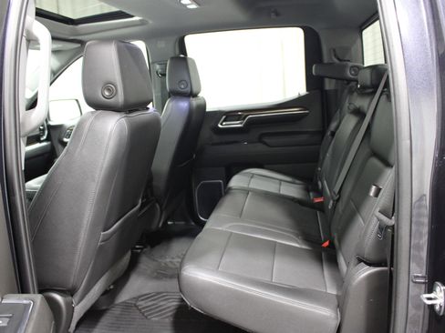 Used 2022 Chevrolet Silverado 1500 LT Trail Boss w/ Convenience Package II AWD/4WD image 20