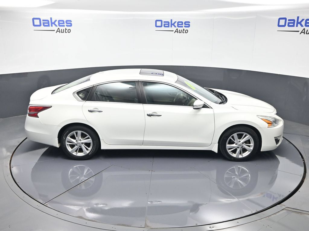 Used 2015 Nissan Altima 2.5 SV w/ Convenience Package FWD image 52