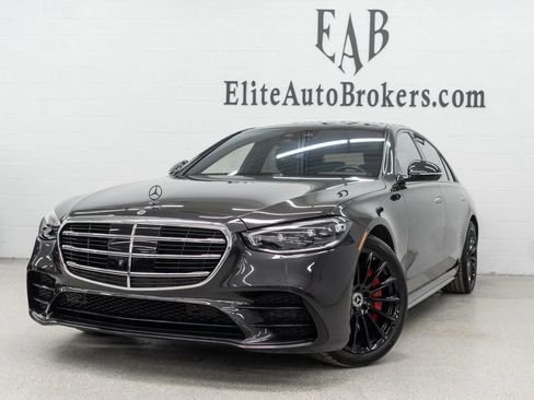 Used 2022 Mercedes-Benz S 500 4MATIC w/ AMG Line Package image 1