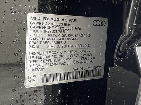 New 2025 Audi Q3 2.0T Premium image 39