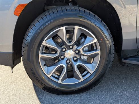 Used 2021 Chevrolet Tahoe LT w/ LT Signature Package image 10