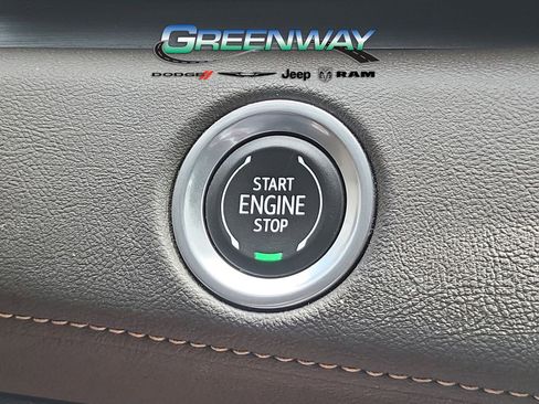 Used 2023 Cadillac Escalade Sport w/ LPO, ONYX Package image 31