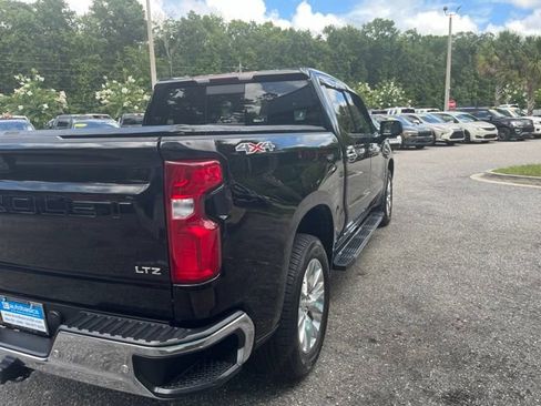 Used 2022 Chevrolet Silverado 1500 LTZ w/ LTZ Premium Package AWD/4WD image 7