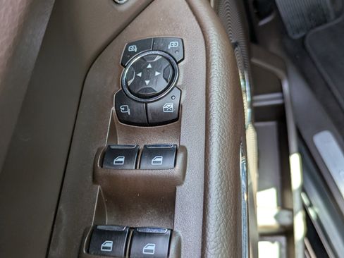 Used 2023 Ford Expedition King Ranch AWD/4WD image 17