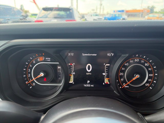 Used 2026 Jeep Wrangler Unlimited Sahara AWD/4WD image 20