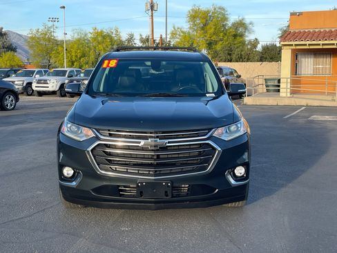 Used 2018 Chevrolet Traverse LT image 8