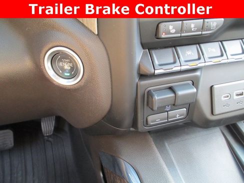 Certified 2021 GMC Sierra 1500 Denali w/ Driver Alert Package II image 19