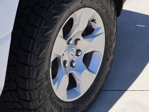 Used 2023 RAM 1500 Big Horn AWD/4WD image 41