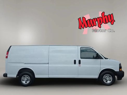 Used 2019 Chevrolet Express 3500 Extended w/ Driver Convenience Package RWD image 8