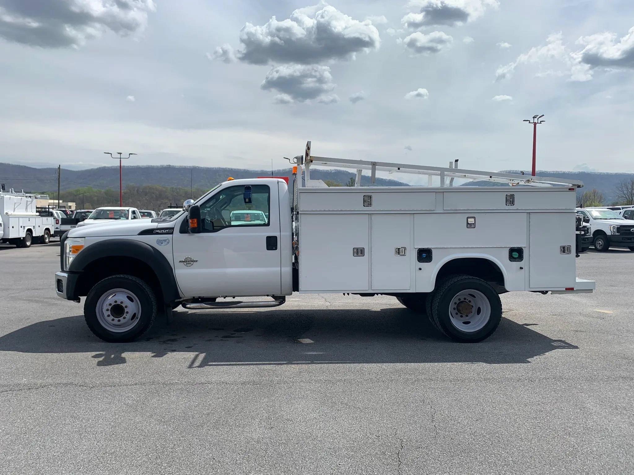 Used 2012 Ford F550 2WD Regular Cab Super Duty w/ Payload Upgrade Pkg image 5