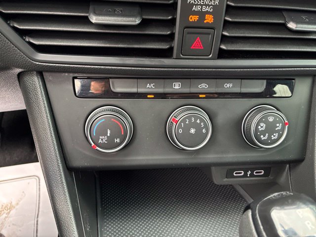 Used 2022 Volkswagen Jetta Sport FWD image 11