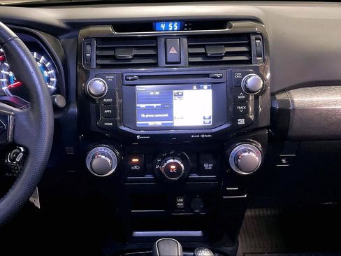 Used 2019 Toyota 4Runner TRD Off-Road Premium image 6