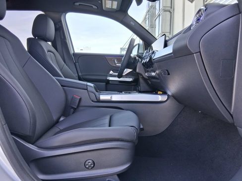 New 2026 Mercedes-Benz GLB 250 image 26