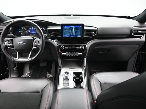 Certified 2022 Ford Explorer ST-Line w/ Class IV Trailer Tow Package image 22