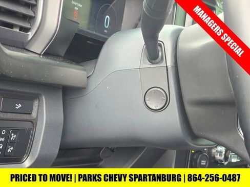 Used 2024 Ford F250 Lariat w/ Chrome Package image 23