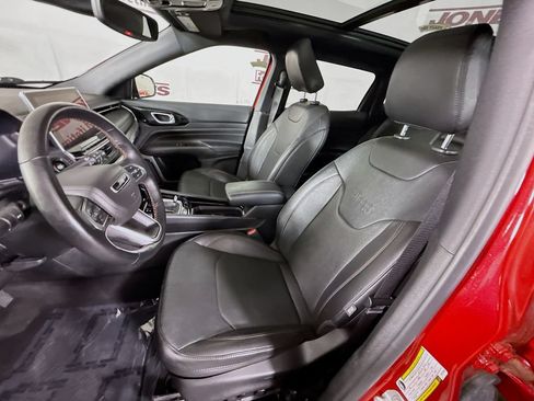 Used 2022 Jeep Compass Limited w/ (RED) Package AWD/4WD image 27