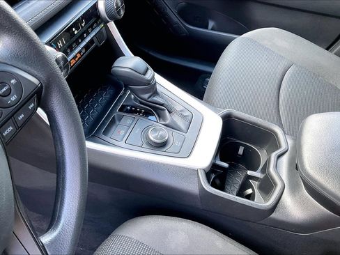 Used 2024 Toyota RAV4 LE image 18