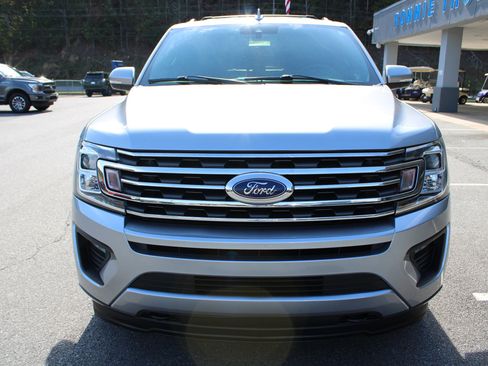 Used 2020 Ford Expedition XLT image 8