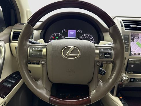Used 2015 Lexus GX 460 Luxury AWD/4WD image 19