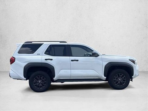 Used 2025 Toyota 4Runner SR5 AWD/4WD image 4