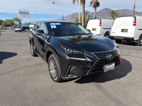 Used 2019 Lexus NX 300h NX 300h image 2