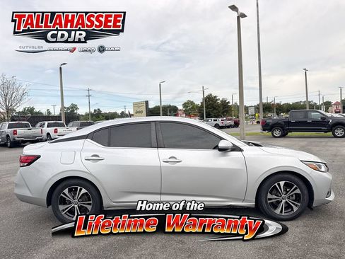 Used 2022 Nissan Sentra SV FWD image 2