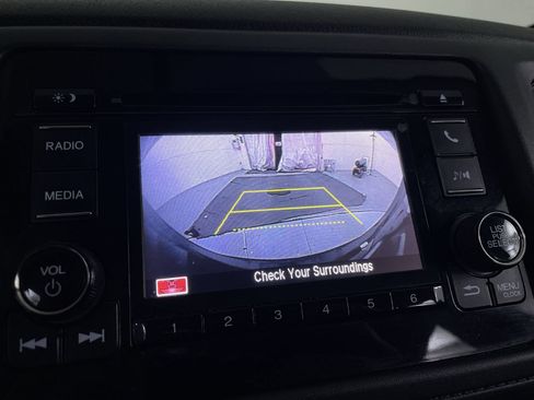 Used 2021 Honda HR-V LX image 15