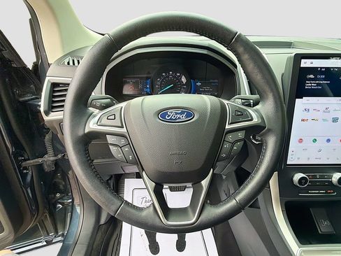 Used 2023 Ford Edge SEL w/ Convenience Package AWD/4WD image 11