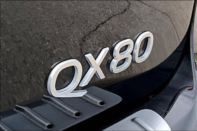 Used 2025 INFINITI QX80 Luxe w/ Exterior Package RWD image 8