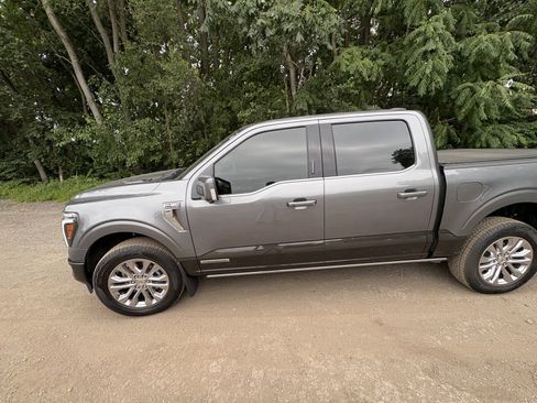 Used 2024 Ford F150 King Ranch AWD/4WD image 11