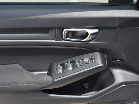 Used 2022 Honda Civic LX image 21