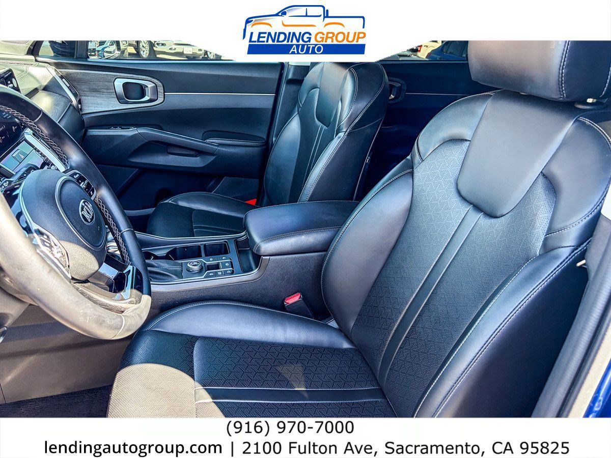 Used 2021 Kia Sorento EX w/ Panoramic Sunroof Package FWD image 16
