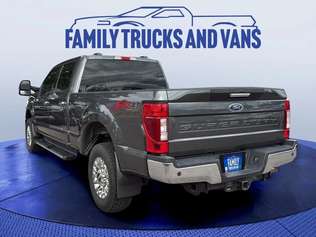 Used 2020 Ford F250 XLT w/ XLT Premium Package AWD/4WD image 3