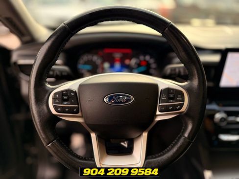 Used 2021 Ford Explorer Limited w/ Equipment Group 301A RWD image 19