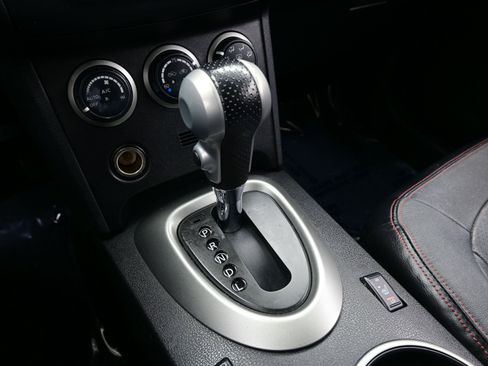 Used 2013 Nissan Rogue SL image 10