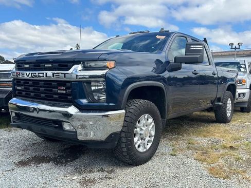 Used 2021 Chevrolet Silverado 2500 LT w/ Convenience Package AWD/4WD image 8
