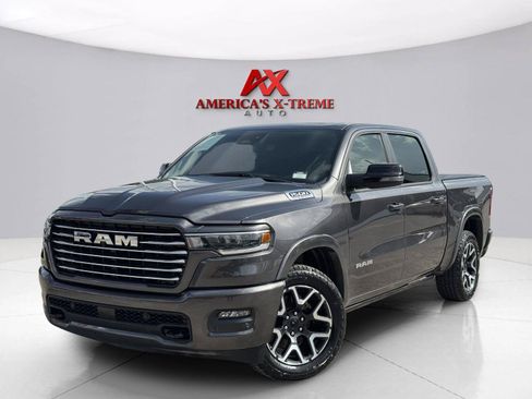 Used 2025 RAM 1500 Laramie w/ Laramie Southwest Edition AWD/4WD image 1