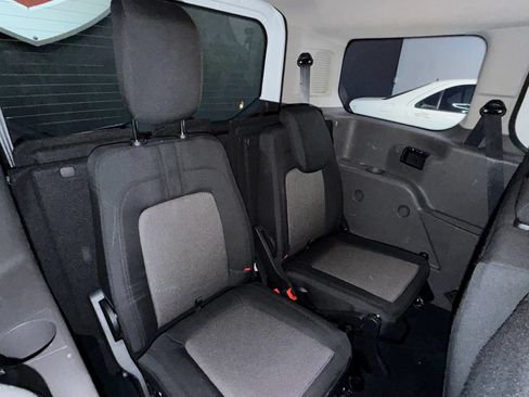 Used 2020 Ford Transit Connect XL FWD image 24