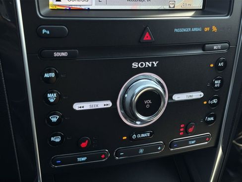 Used 2019 Ford Explorer Sport AWD/4WD image 21