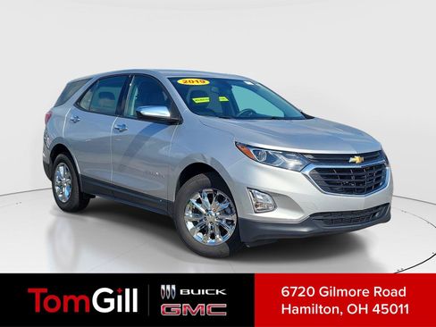Used 2019 Chevrolet Equinox LS FWD image 1